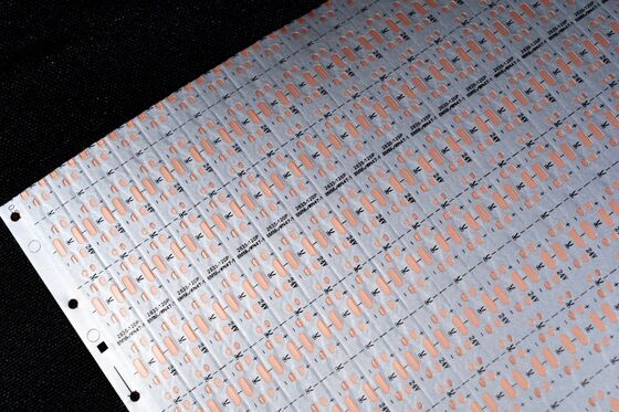 FPCB - ΓΥΜΝΟ - 2835-120D-40R-8MM-12V-1206 18/50; FPCB - ΓΥΜΝΟ - 2835-120D-40R-8MM-12V-1206 18/50